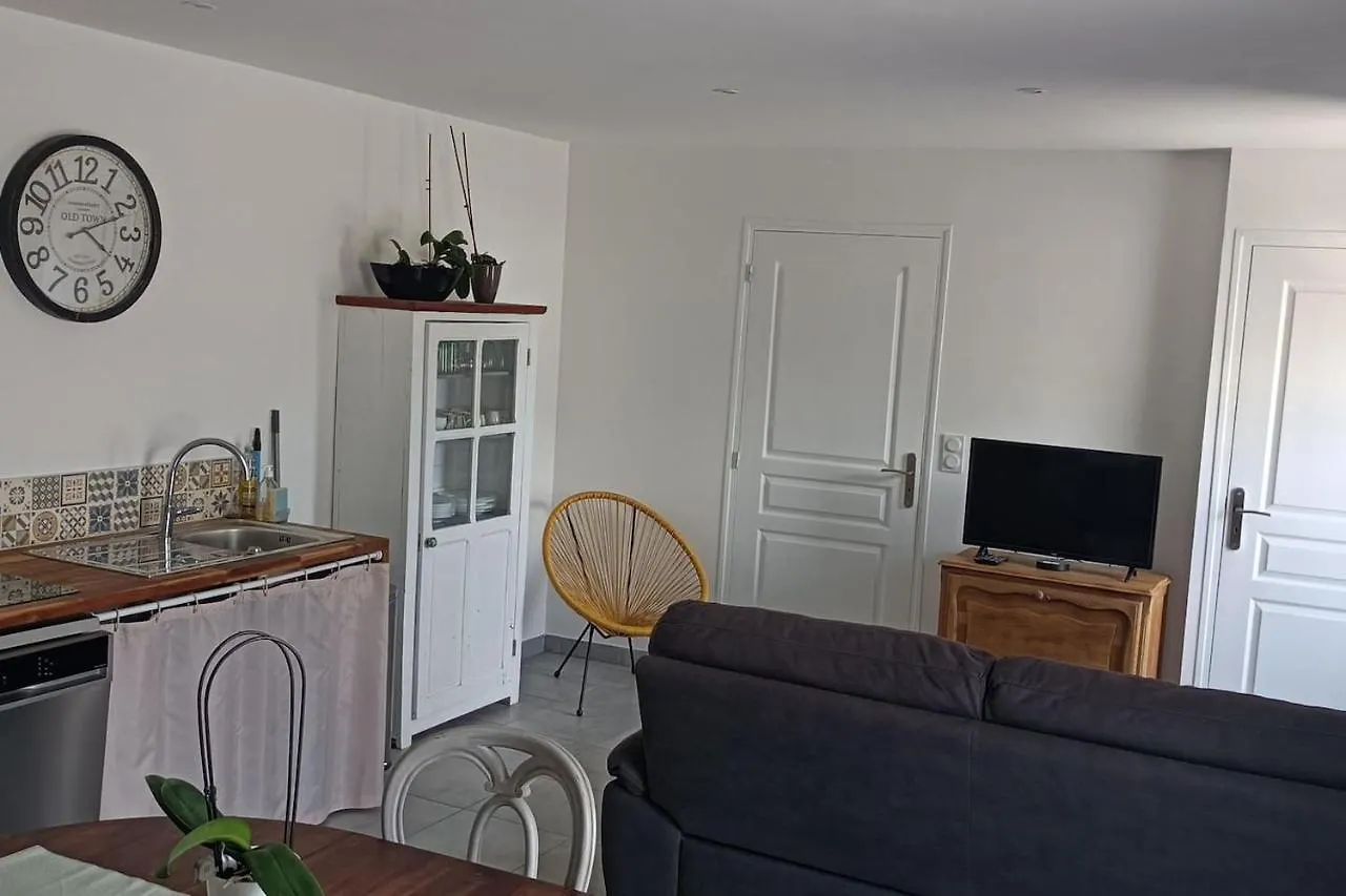 Le Goh Reste, Agreable Maison De Campagne Locmaria-Grand-Champ Holiday home
